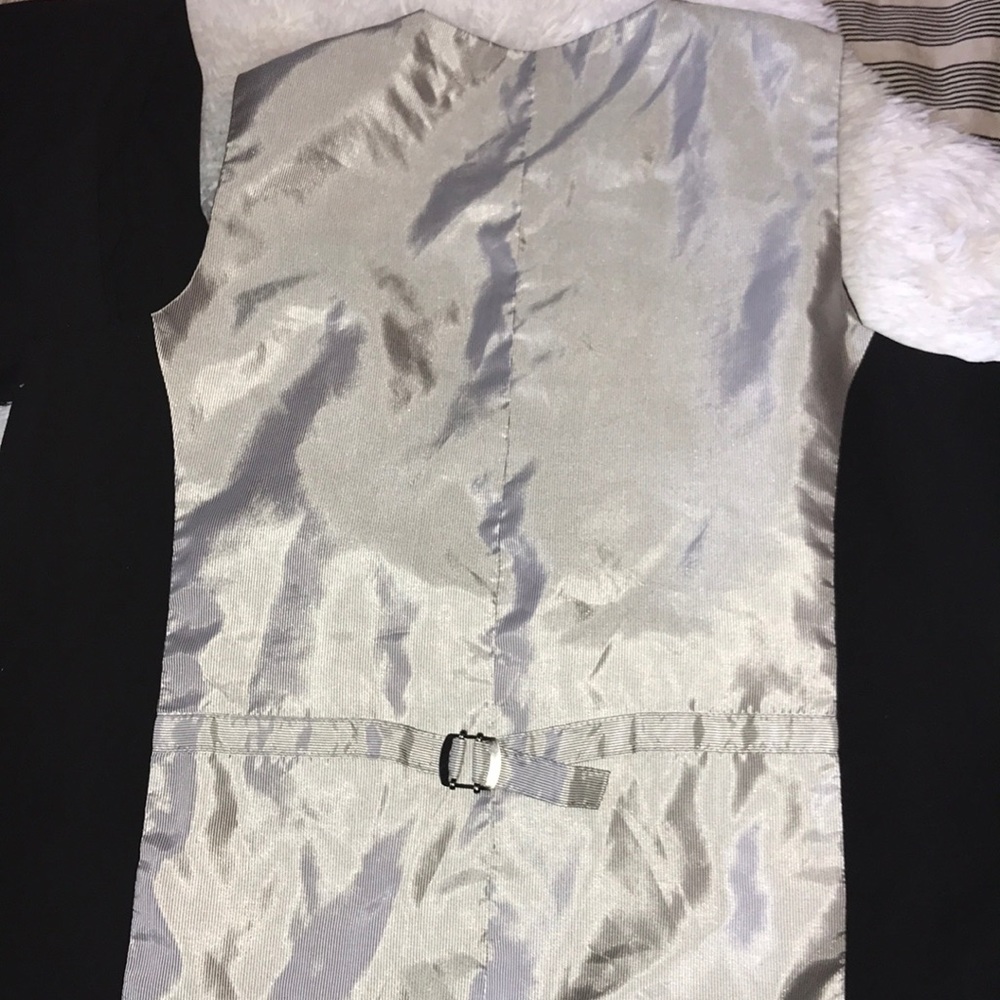 Men’s suit - Picture 6 of 7